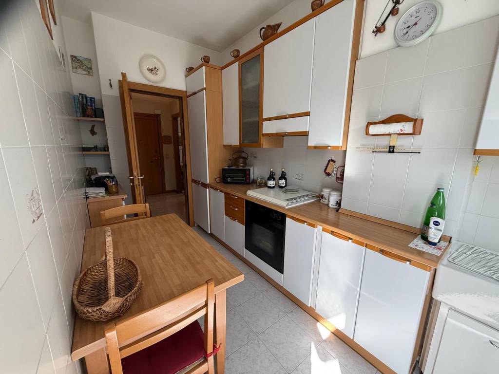 Appartamento a Brugherio in Via Volturno, 80 - Foto 2