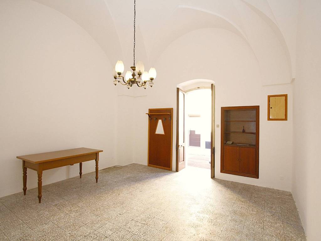 Casa indipendente a Parabita in Via Camillo Benso di Cavour - Foto 4