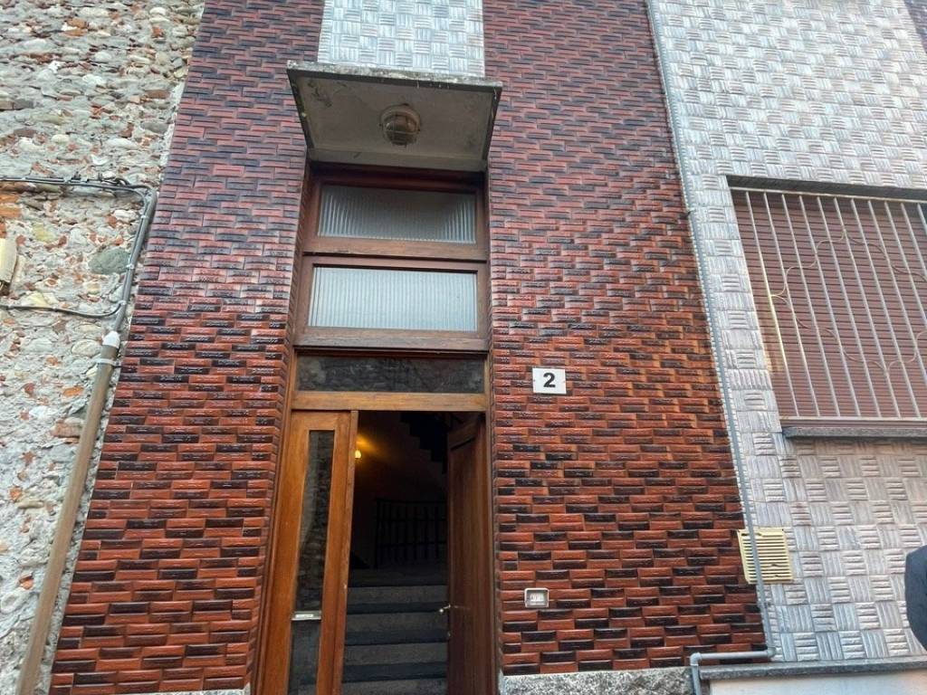 Appartamento a Borgo ticino in Piazza Martiri - Foto 3