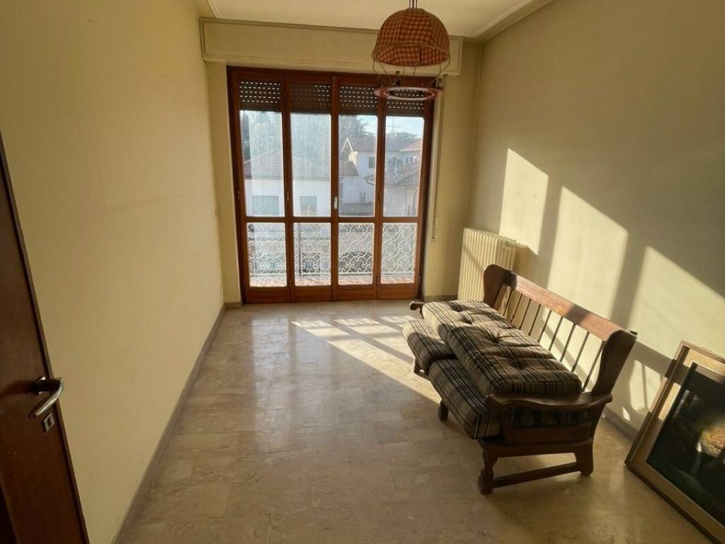 Appartamento a Borgo ticino in Piazza Martiri - Foto 5