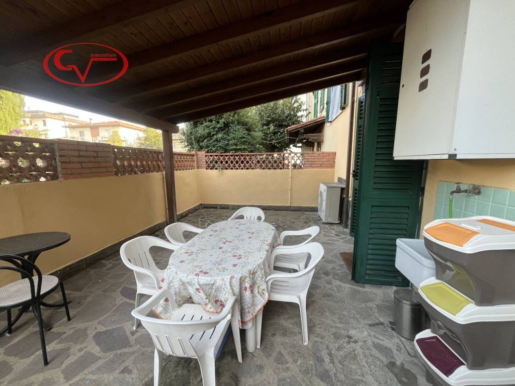 Appartamento a Terranuova bracciolini in Via Tevere - Foto 3