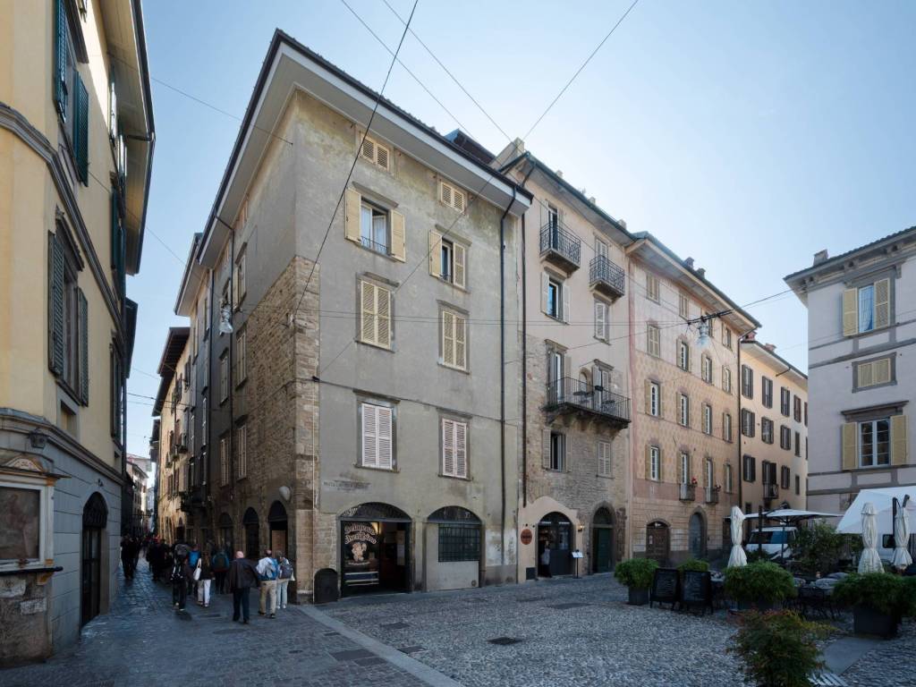 Appartamento a Bergamo in Via Bartolomeo Colleoni, 40 - Foto 2