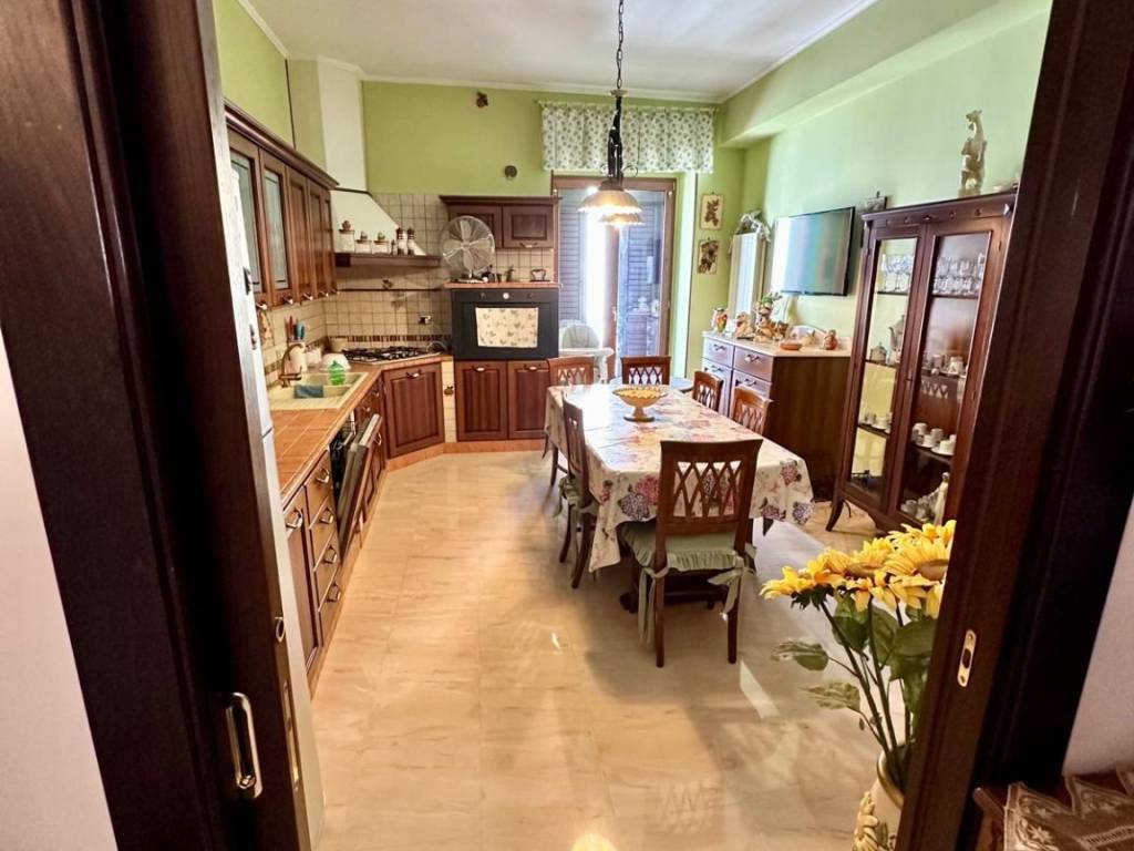 Appartamento a Castellaneta in Via Roma, 14 - Foto 5
