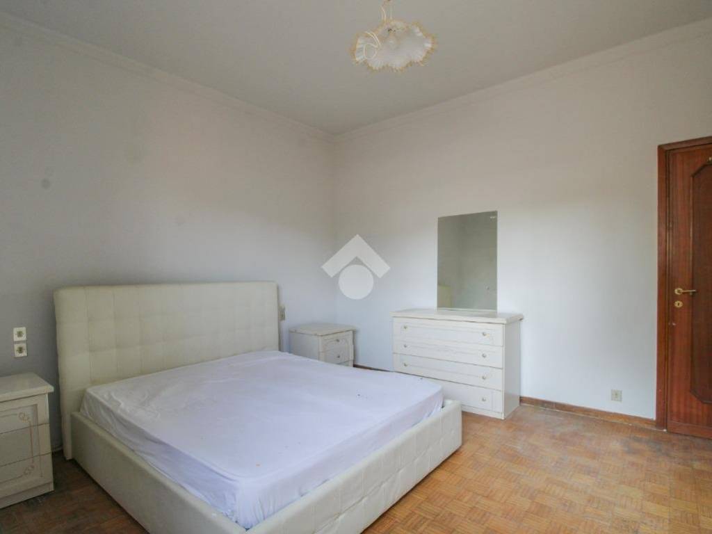 Appartamento a Gardone riviera in VIA Valle fiorita - Foto 2