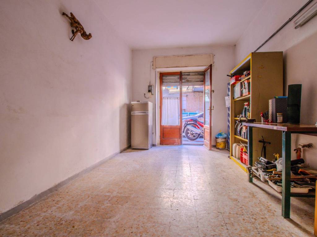 Appartamento a Lucera in Via Don Luigi Sturzo, 29 - Foto 4