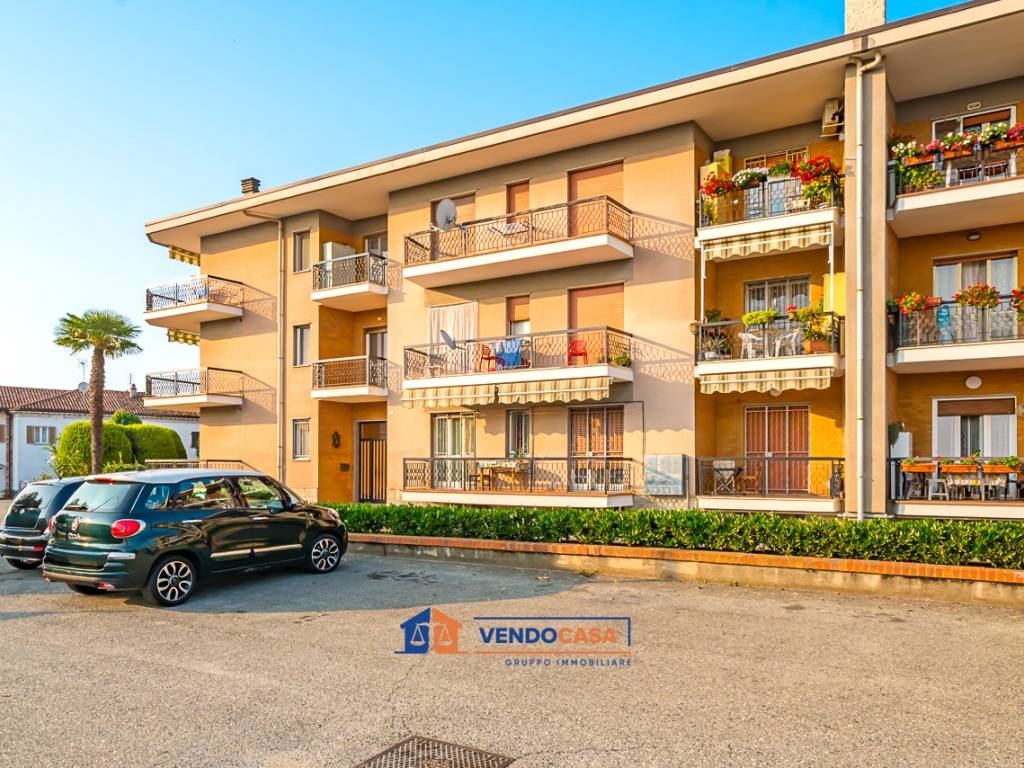 Appartamento a Costigliole saluzzo in Via Busca, 48 - Foto 2