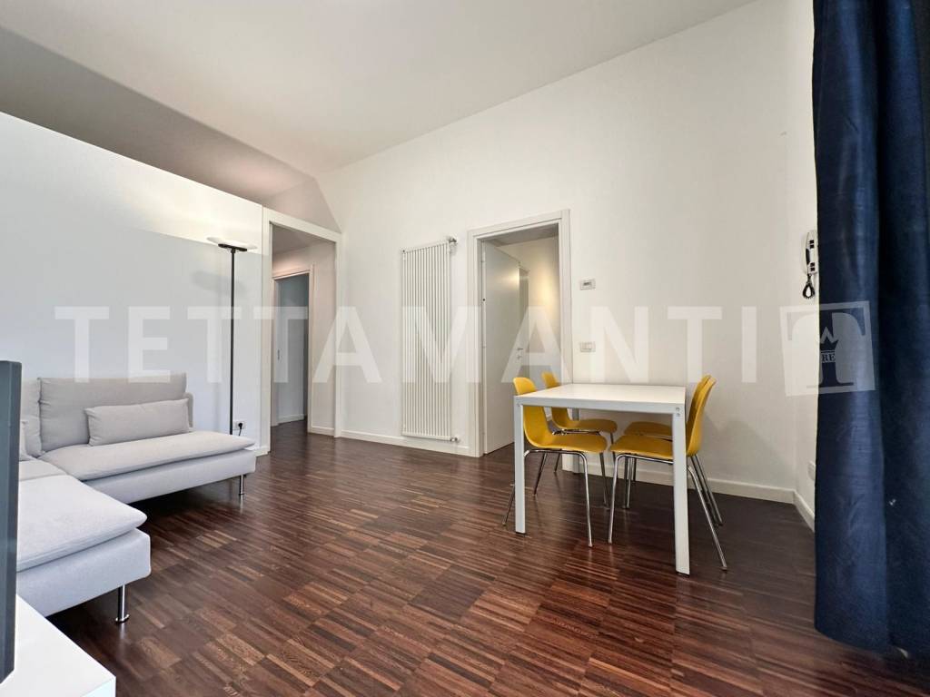 Appartamento a Como in Via Santo Garovaglio, 19 - Foto 2