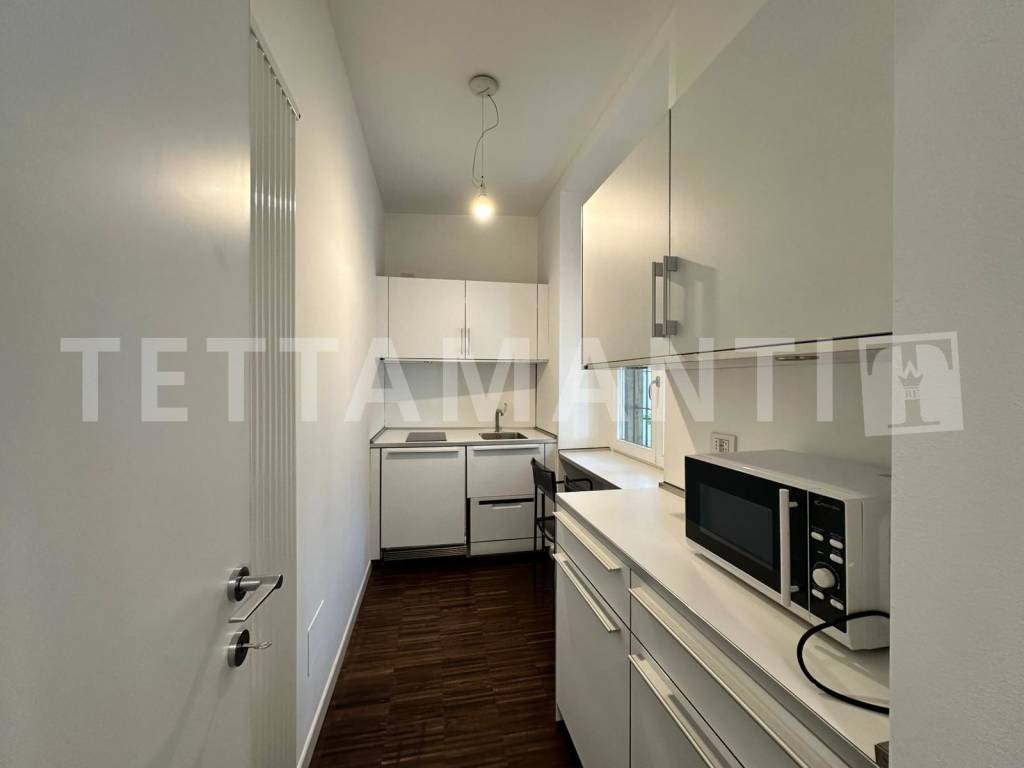 Appartamento a Como in Via Santo Garovaglio, 19 - Foto 3