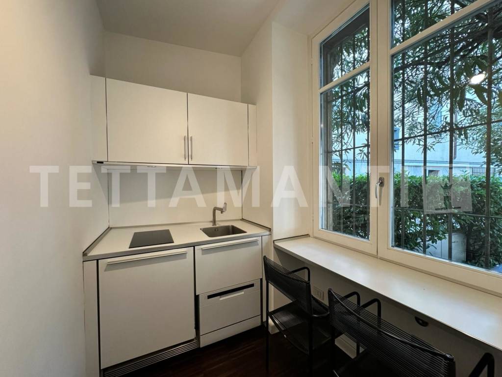 Appartamento a Como in Via Santo Garovaglio, 19 - Foto 4