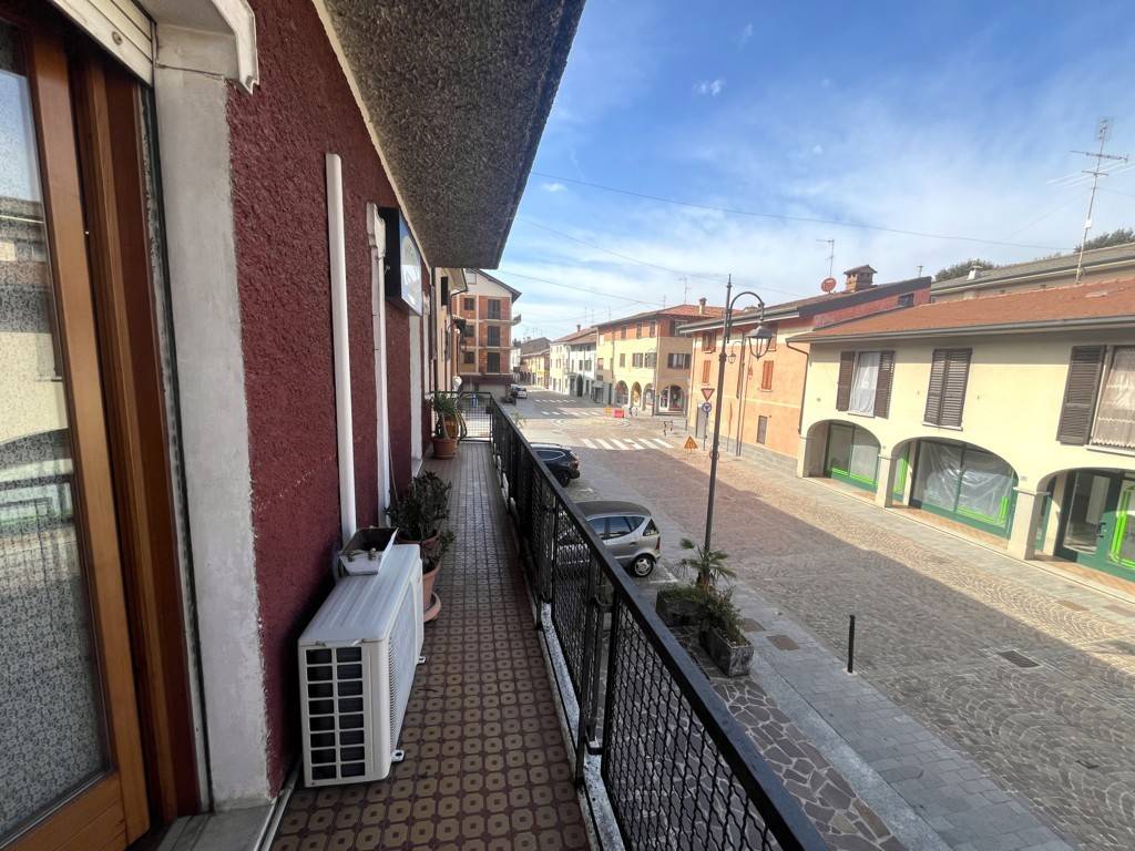 Appartamento a Urago d'oglio in Via 4 Novembre - Foto 4