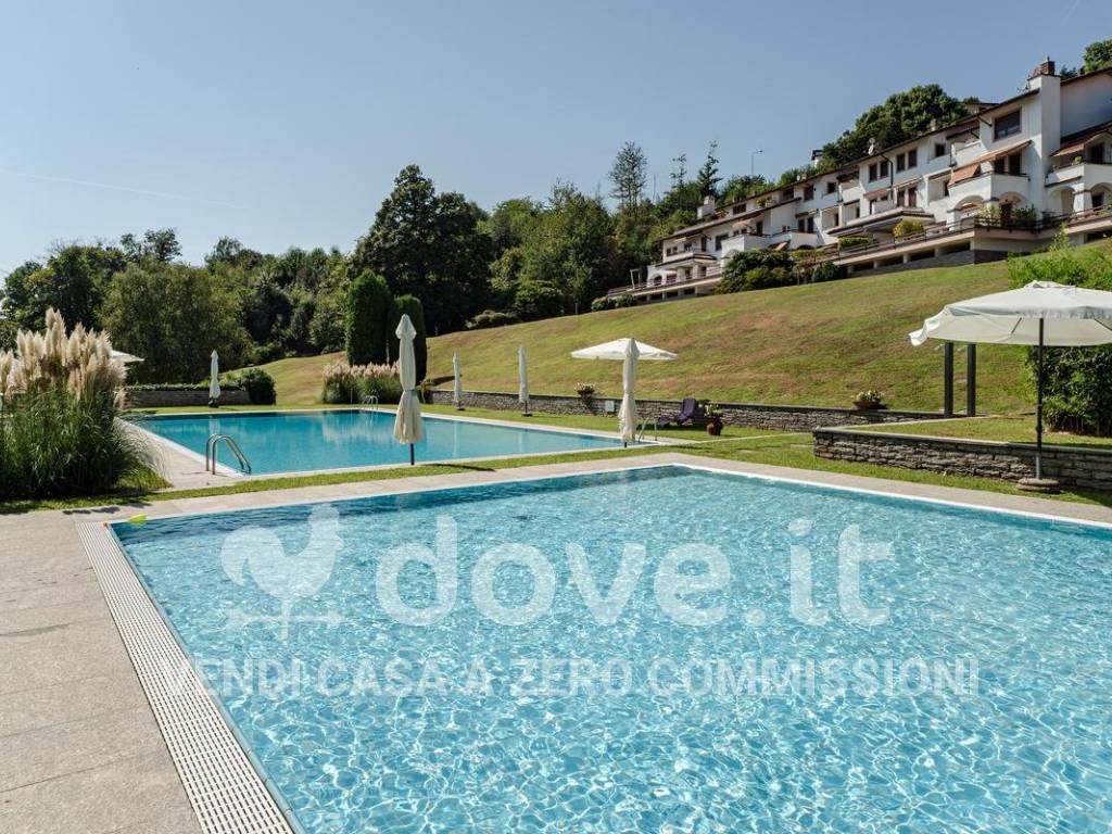 Appartamento a Lesa in Via per Comnago, 21 - Foto 2