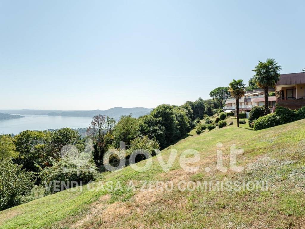 Appartamento a Lesa in Via per Comnago, 21 - Foto 4