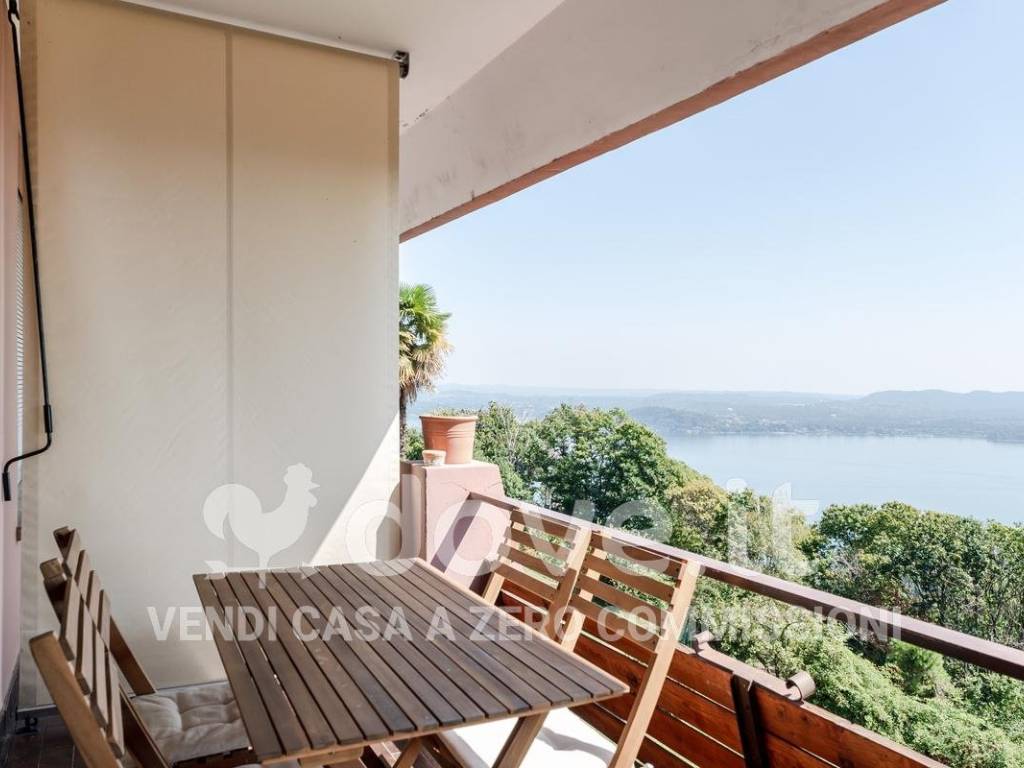 Appartamento a Lesa in Via per Comnago, 21 - Foto 5