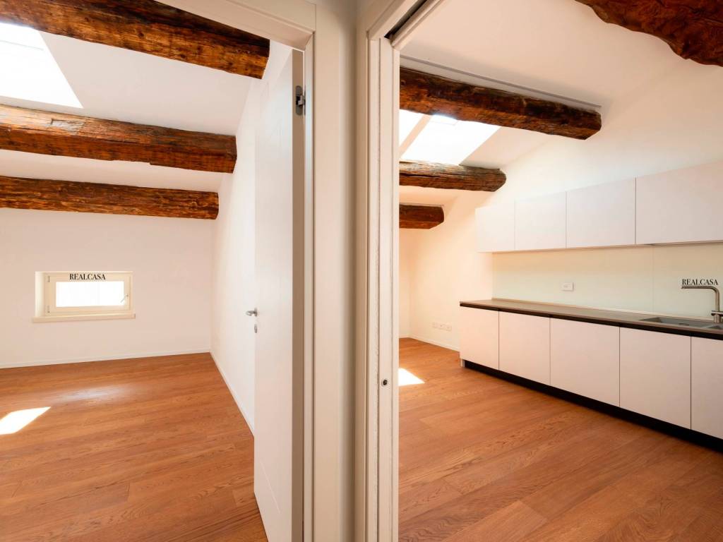 Appartamento a Trento in Via Paolo Mazzurana Oss, 5 - Foto 4