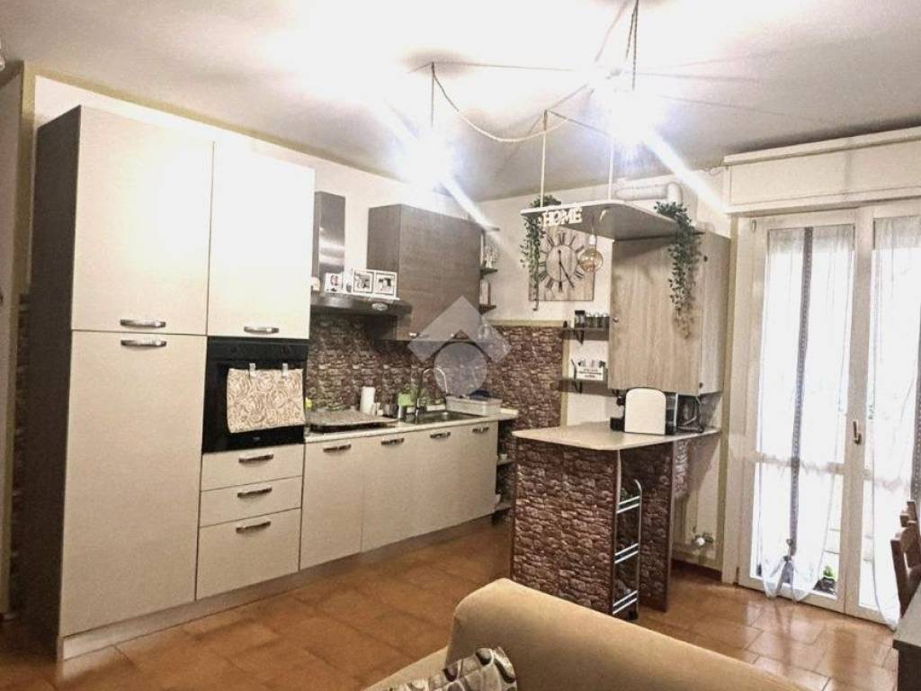Appartamento a Rezzato in Via Bergamo, 23 - Foto 2