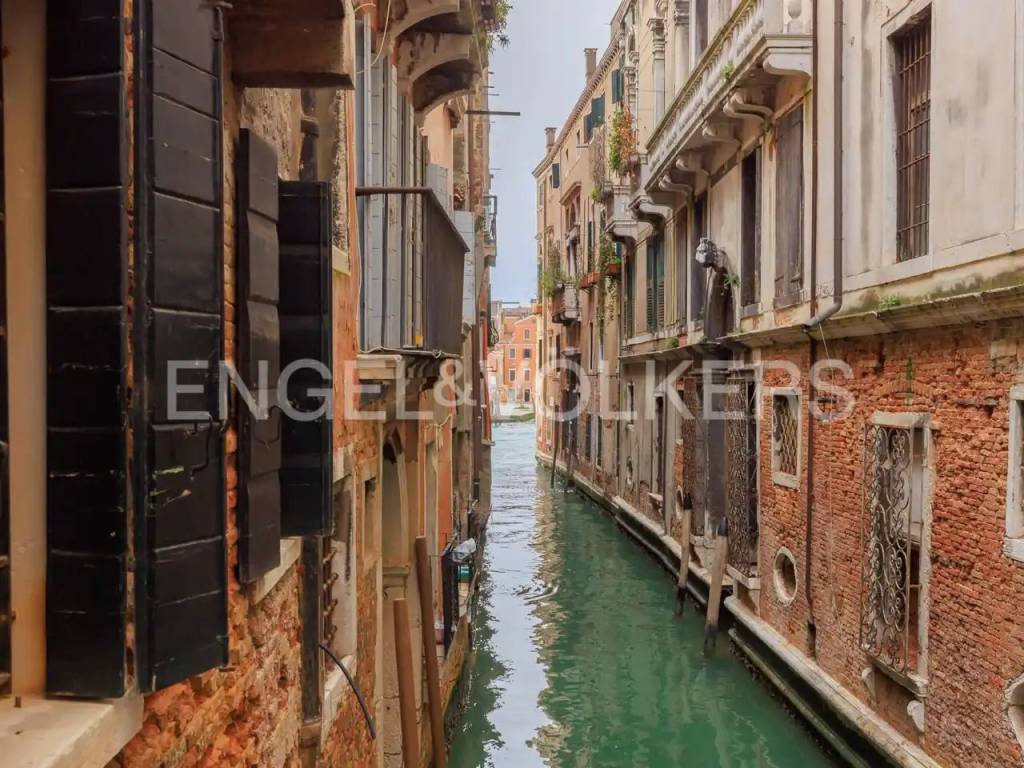Appartamento a Venezia in Campo Santo Stefano - Foto 4