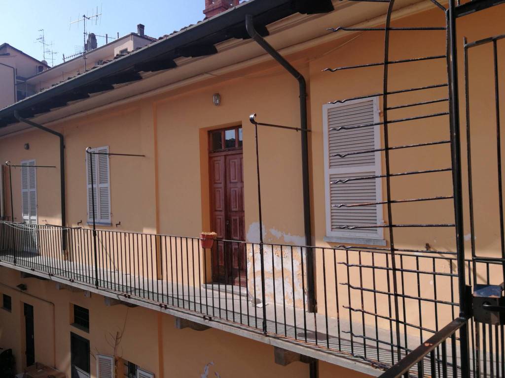 Appartamento a Bra in Via Camillo Benso di Cavour - Foto 3