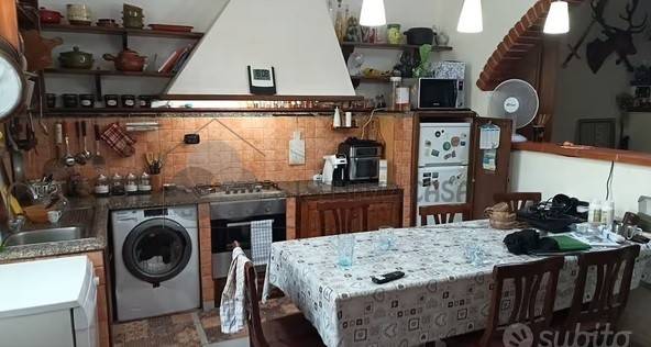 Villetta a schiera a Luni in Via Figliola, 11 - Foto 4