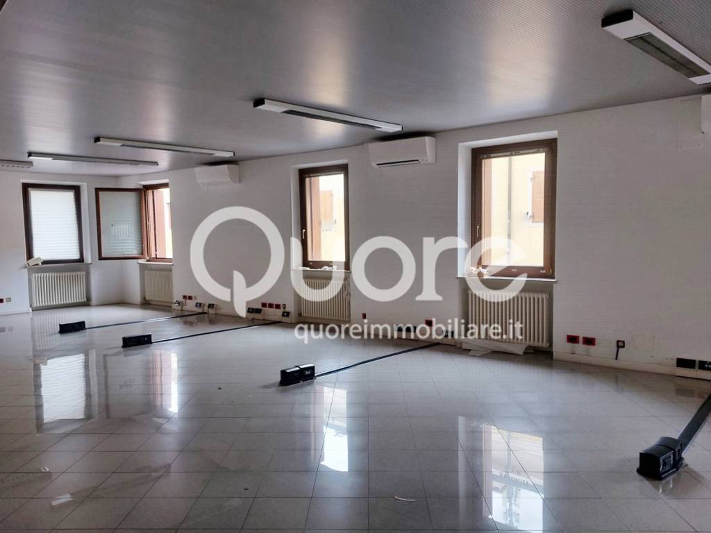 Immobile a Udine in PIAZZA GARIBALDI - Foto 3