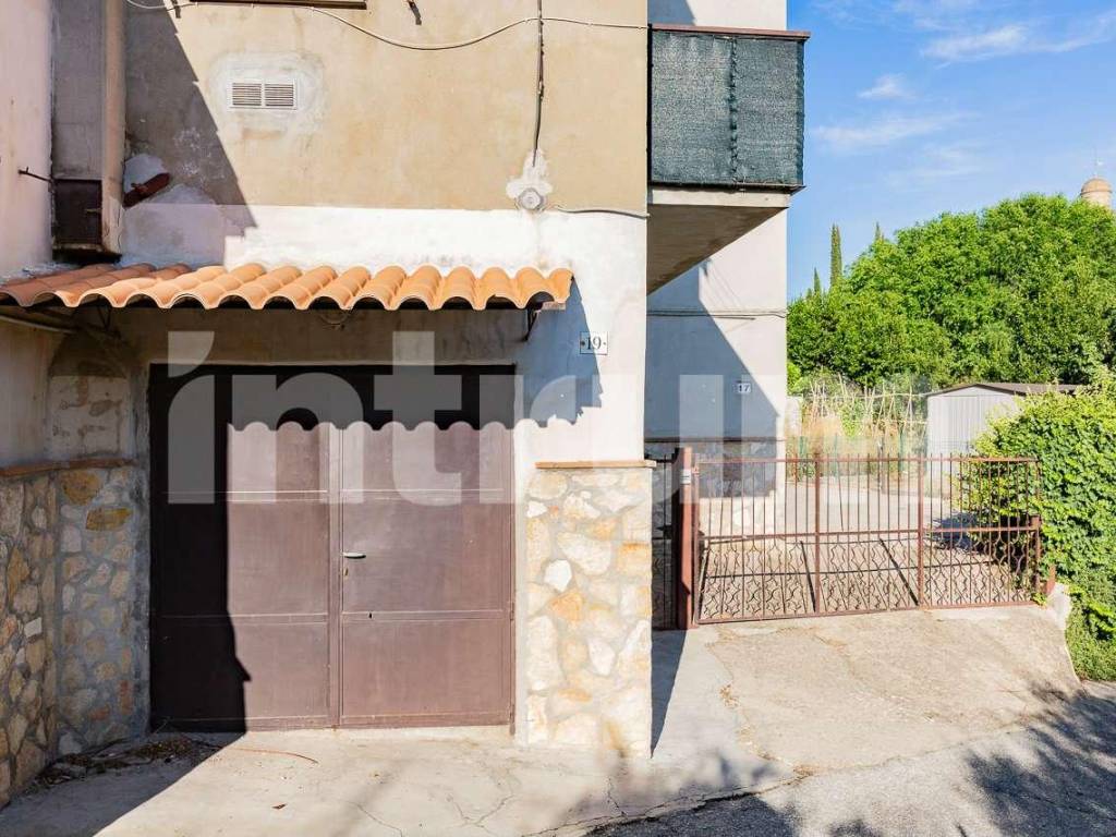 Casa indipendente a Perugia in via Francesca 17 - Foto 3