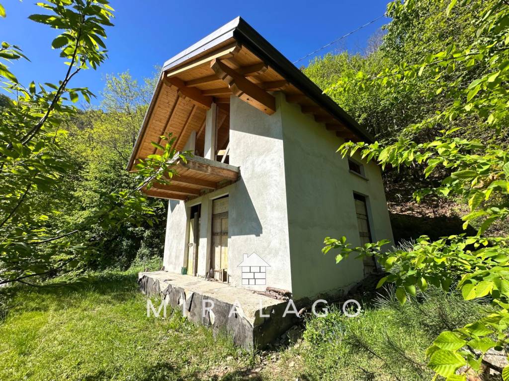 Villa a Bellano in Strada Provinciale della Valsassina - Foto 2
