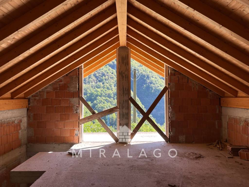 Villa a Bellano in Strada Provinciale della Valsassina - Foto 4