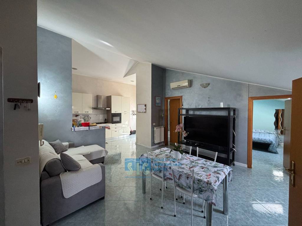 Attico / mansarda a Latina in del Biancospino, 19 - Foto 4