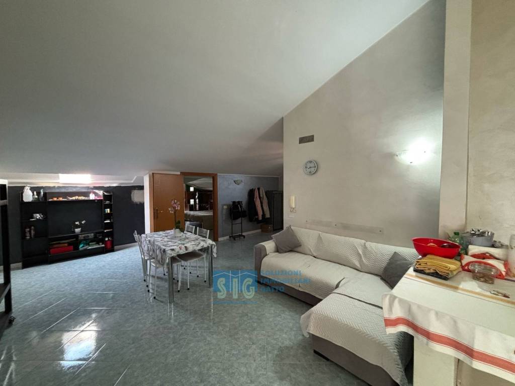 Attico / mansarda a Latina in del Biancospino, 19 - Foto 5