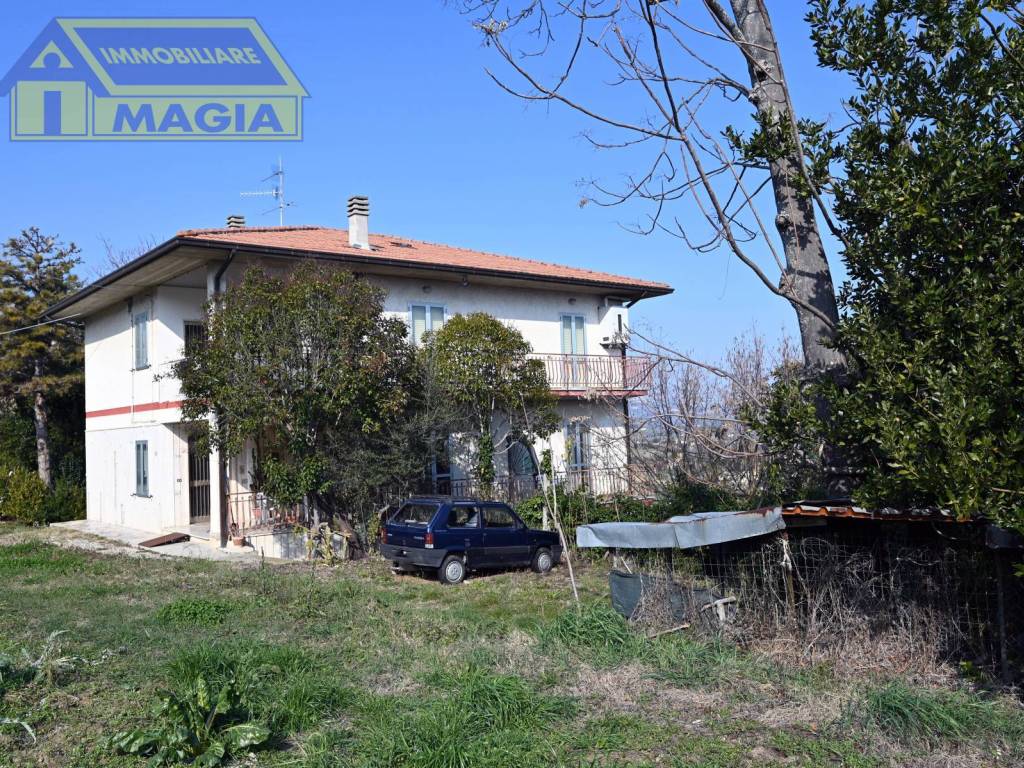 Casa indipendente a Castel di lama in Via Roma, 278 - Foto 2