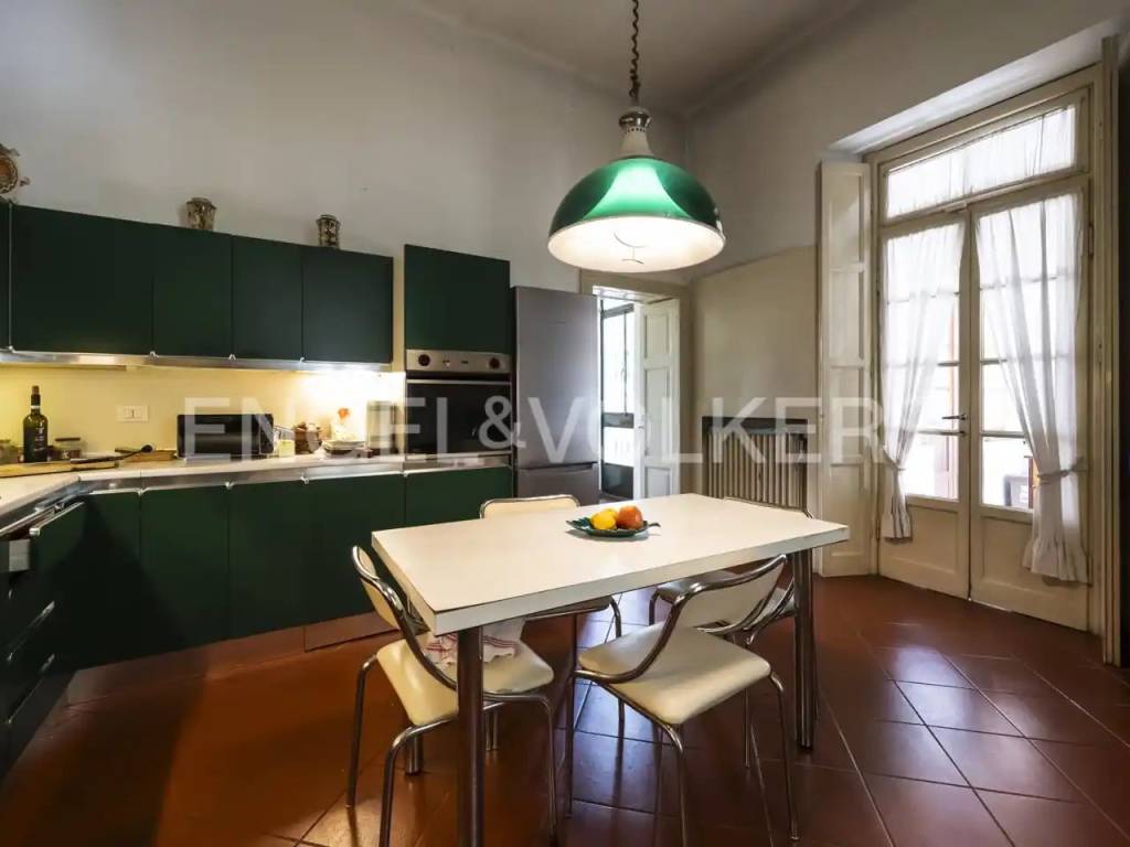 Villa a Besozzo in Via Domenico De Bernardi, 32 - Foto 4