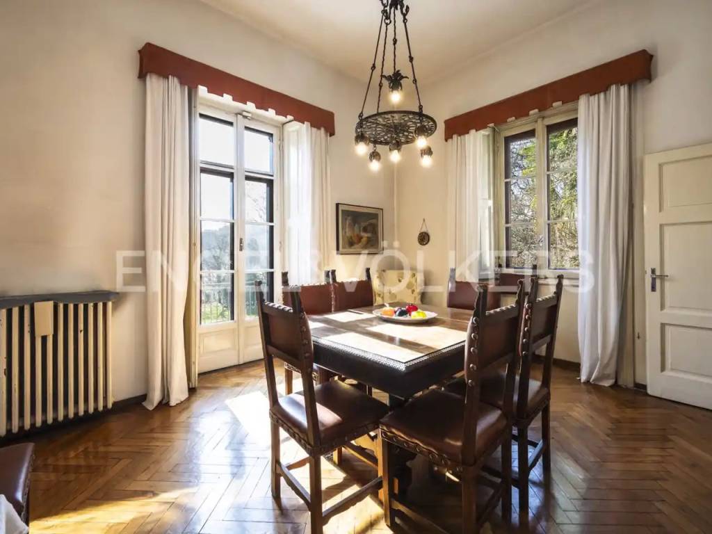 Villa a Besozzo in Via Domenico De Bernardi, 32 - Foto 5