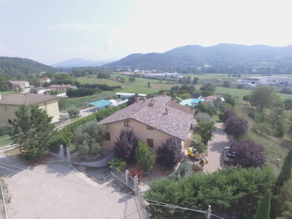 Villa a Città di castello in Strada Statale Tiberina - Foto 2