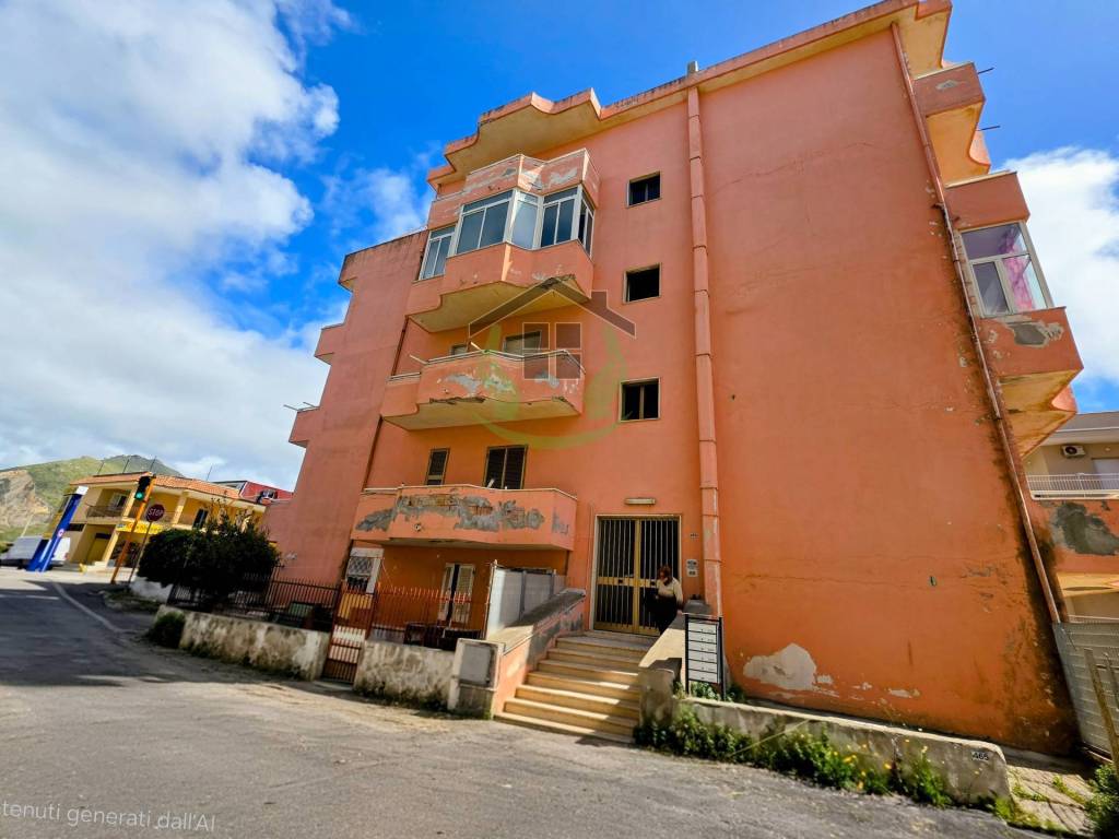 Appartamento a Mondragone in Via Domiziana, 463 - Foto 2