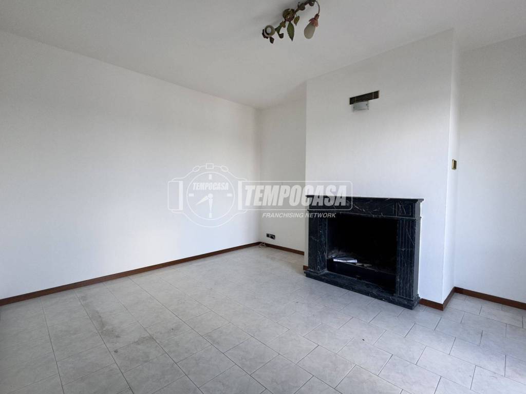 Appartamento a Scandiano in Via Giuseppe Mazzini, 27 - Foto 4