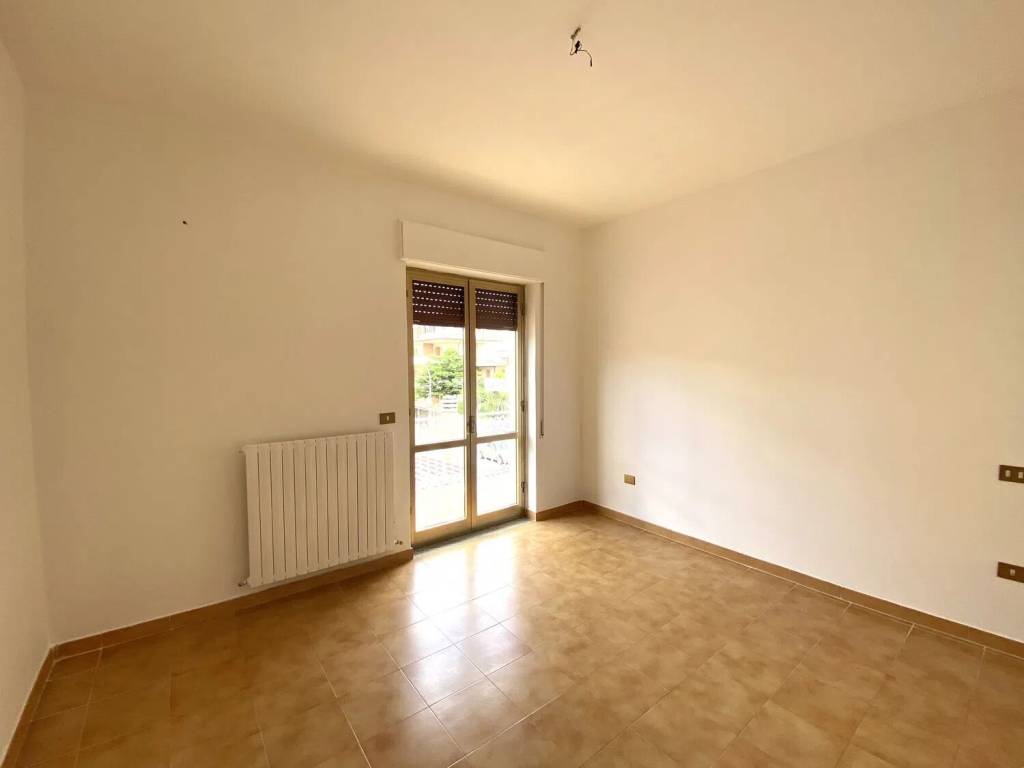 Appartamento a Vibo valentia in Viale Papa Giovanni Xxiii S.N.C. - Foto 4