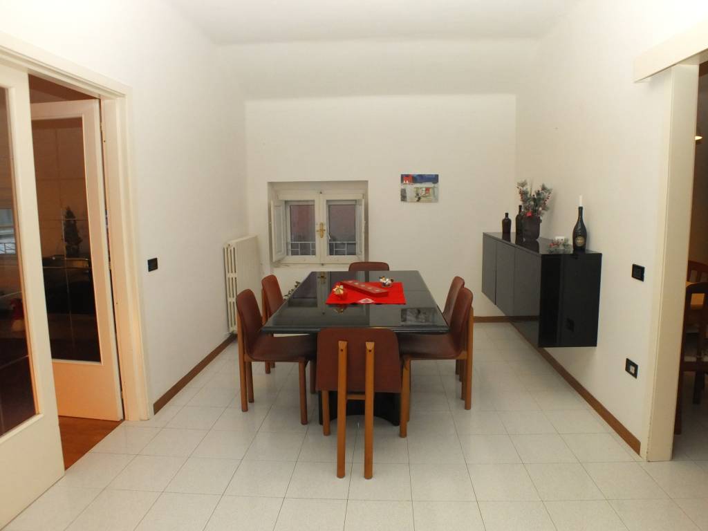 Appartamento a Pesaro in Viale Dante Alighieri - Foto 4
