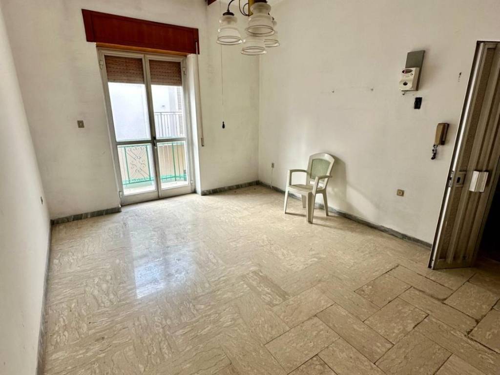 Appartamento a Massafra in Via Bolzano - Foto 3