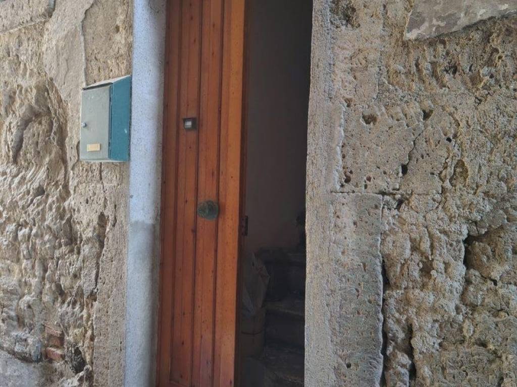 Casa indipendente a Pitigliano in Via Vignoli, 7 - Foto 4