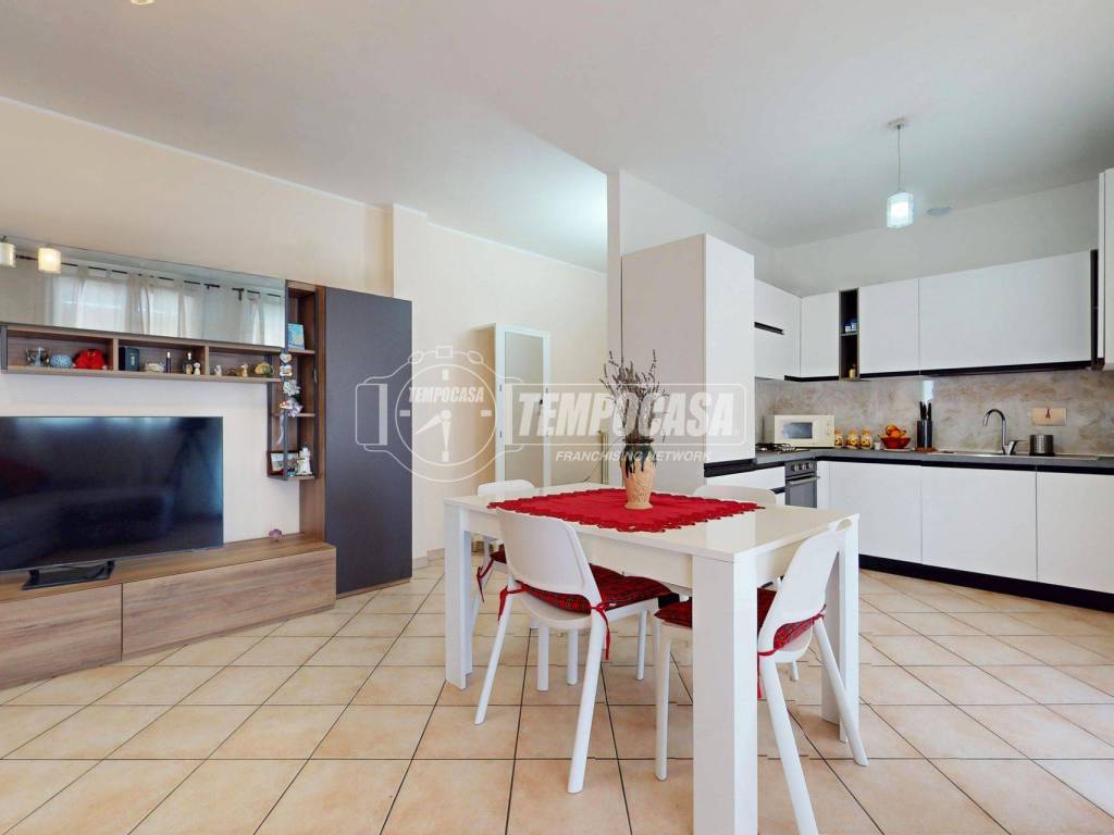 Appartamento a Reggio emilia in Via aldo bagni - Foto 3