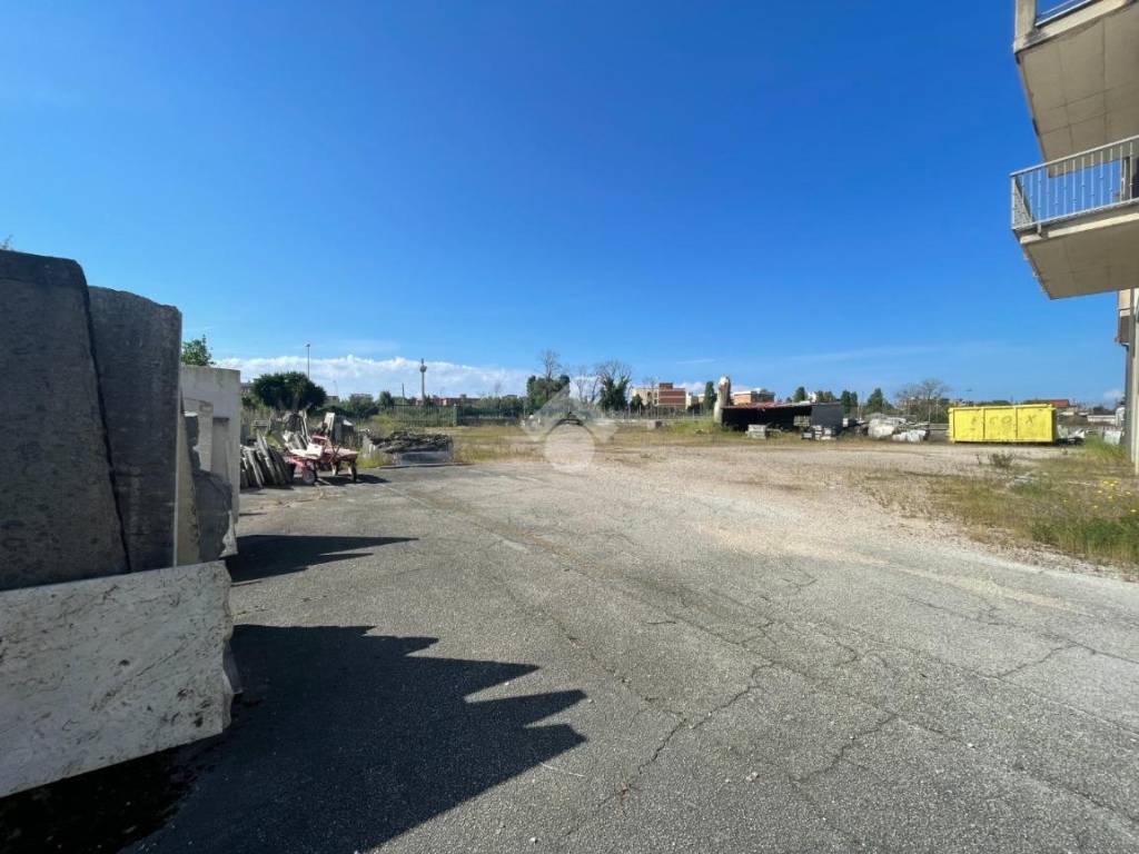 Appartamento a Terracina in Viale Delle Industrie - Foto 4