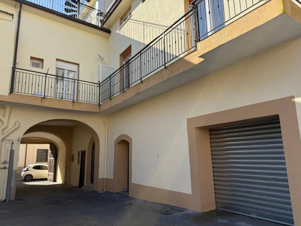 Appartamento a Casapulla in Via Armando Diaz - Foto 2