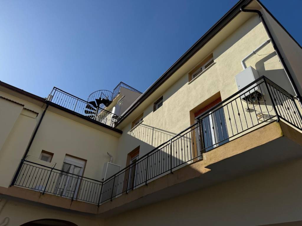 Appartamento a Casapulla in Via Armando Diaz - Foto 3
