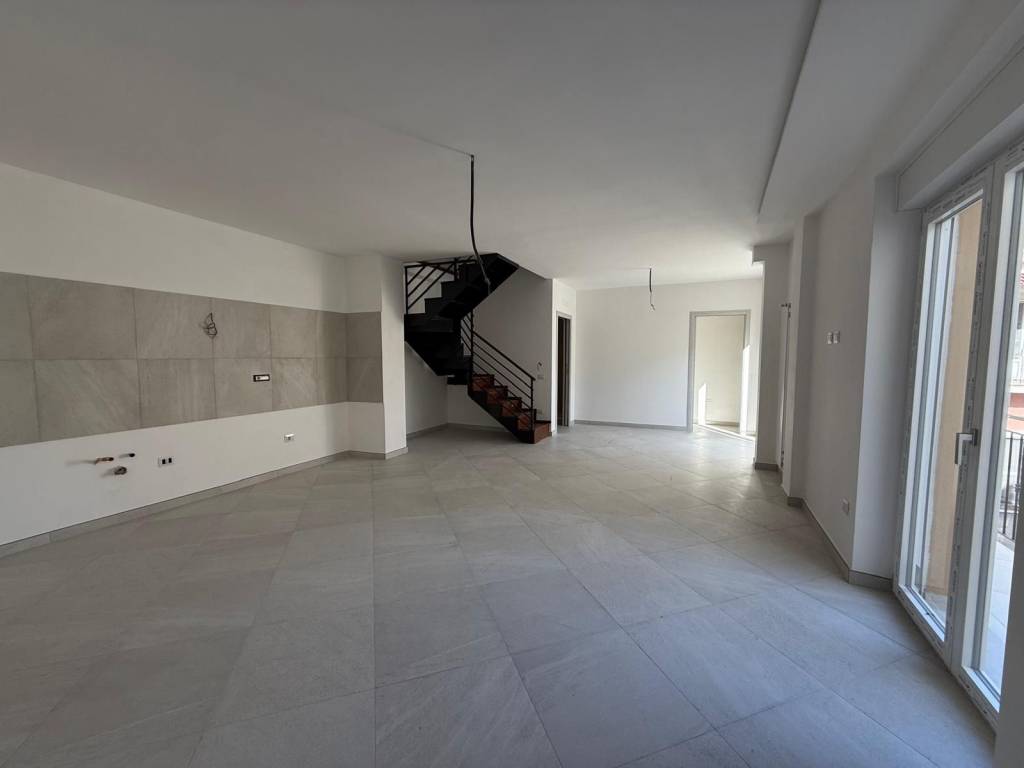 Appartamento a Casapulla in Via Armando Diaz - Foto 5