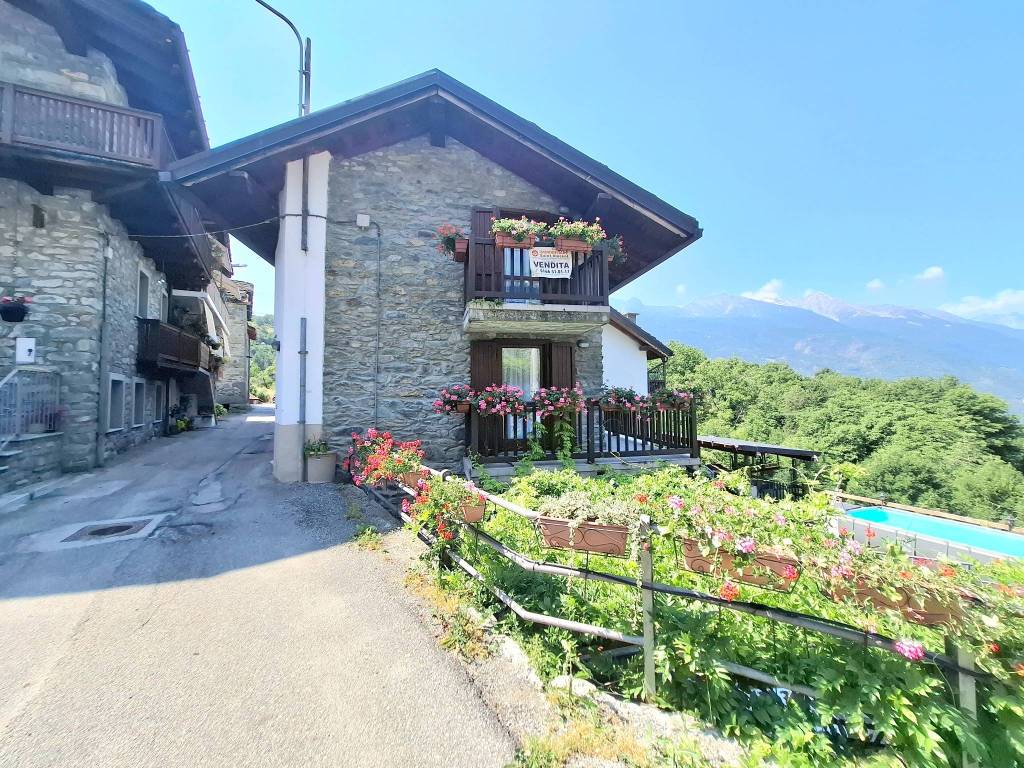 Villa a Saint-vincent in Frazione Moron - Foto 3