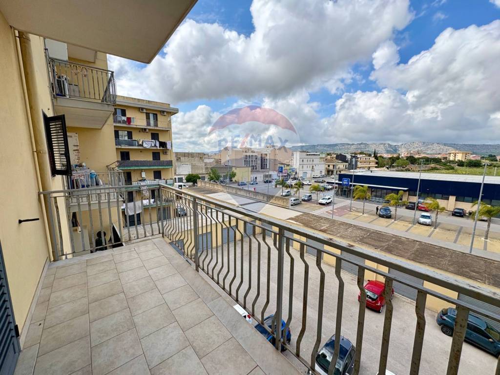 Appartamento a Floridia in Corso Vittorio Emanuele, 757 - Foto 2