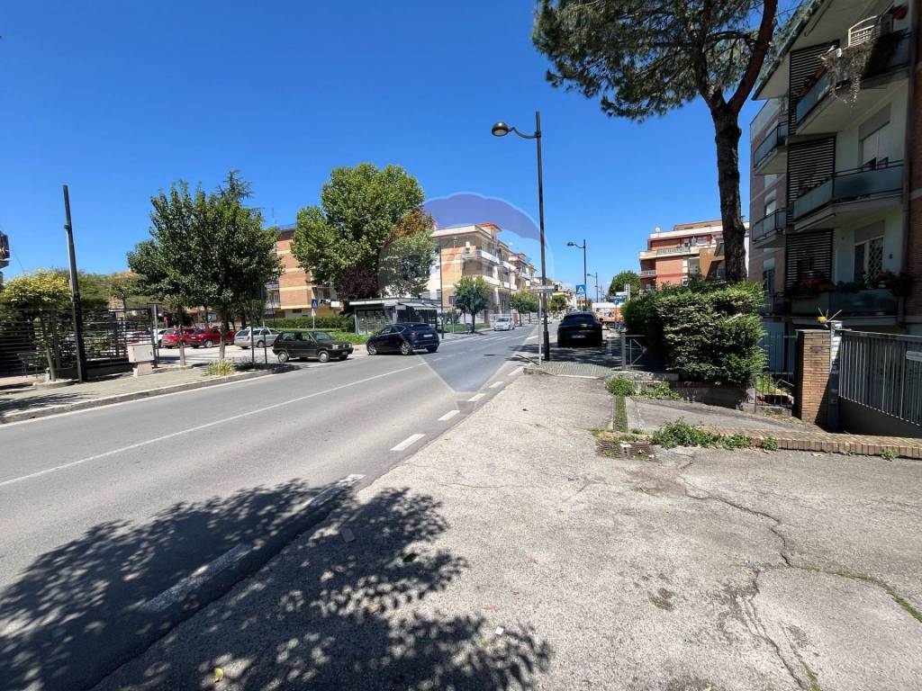 Box / garage a Aprilia in via Giuseppe Verdi - Foto 5