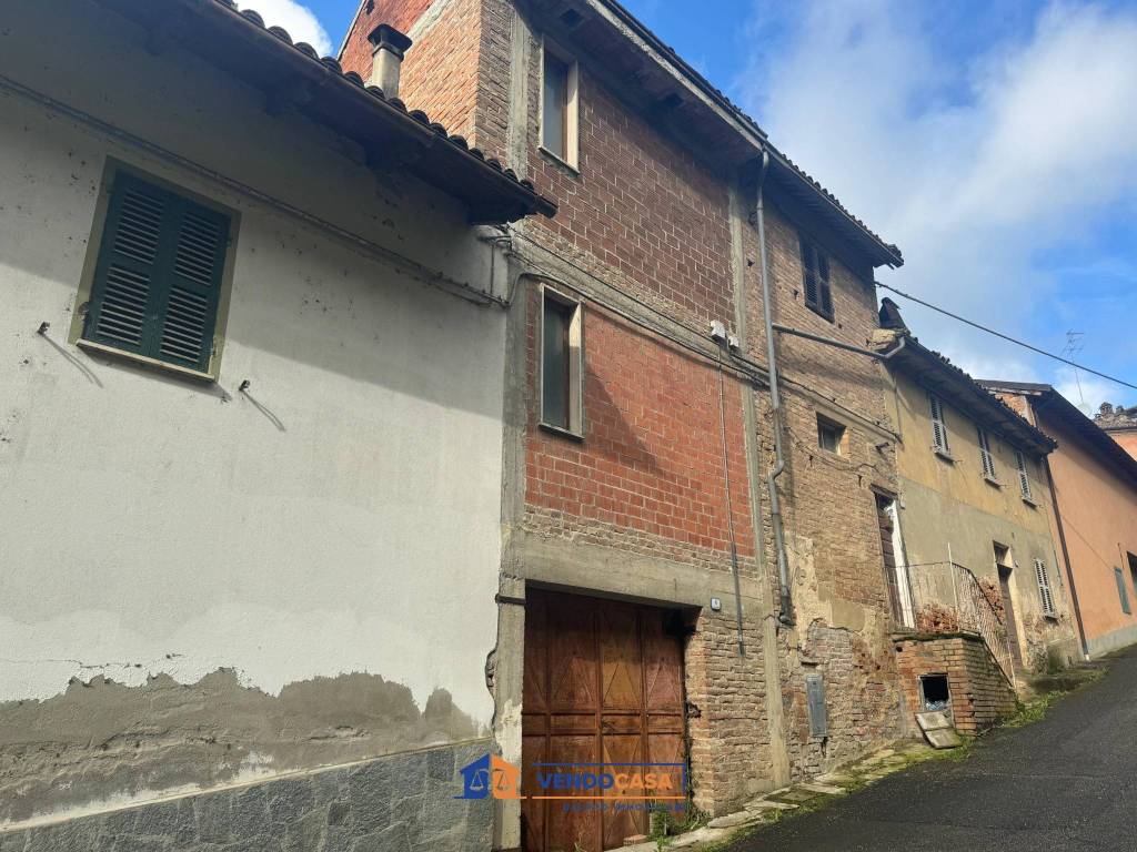 Casa indipendente a Nizza monferrato in Viale dei Partigiani, 21 - Foto 3
