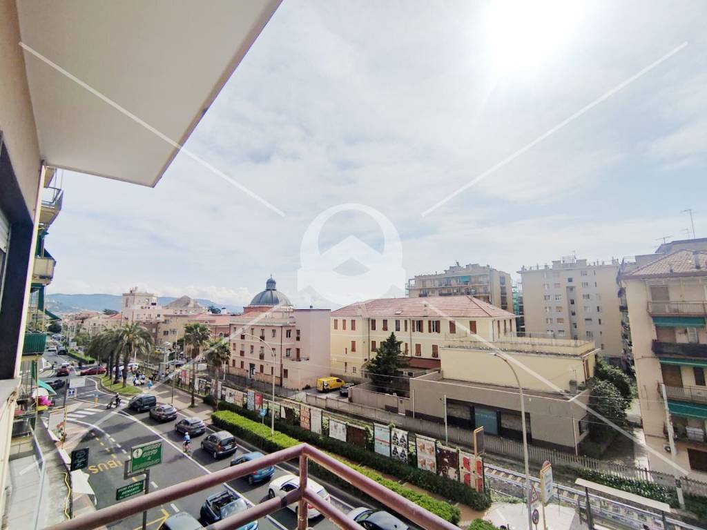 Appartamento a Loano in Via Aurelia, 218 - Foto 2