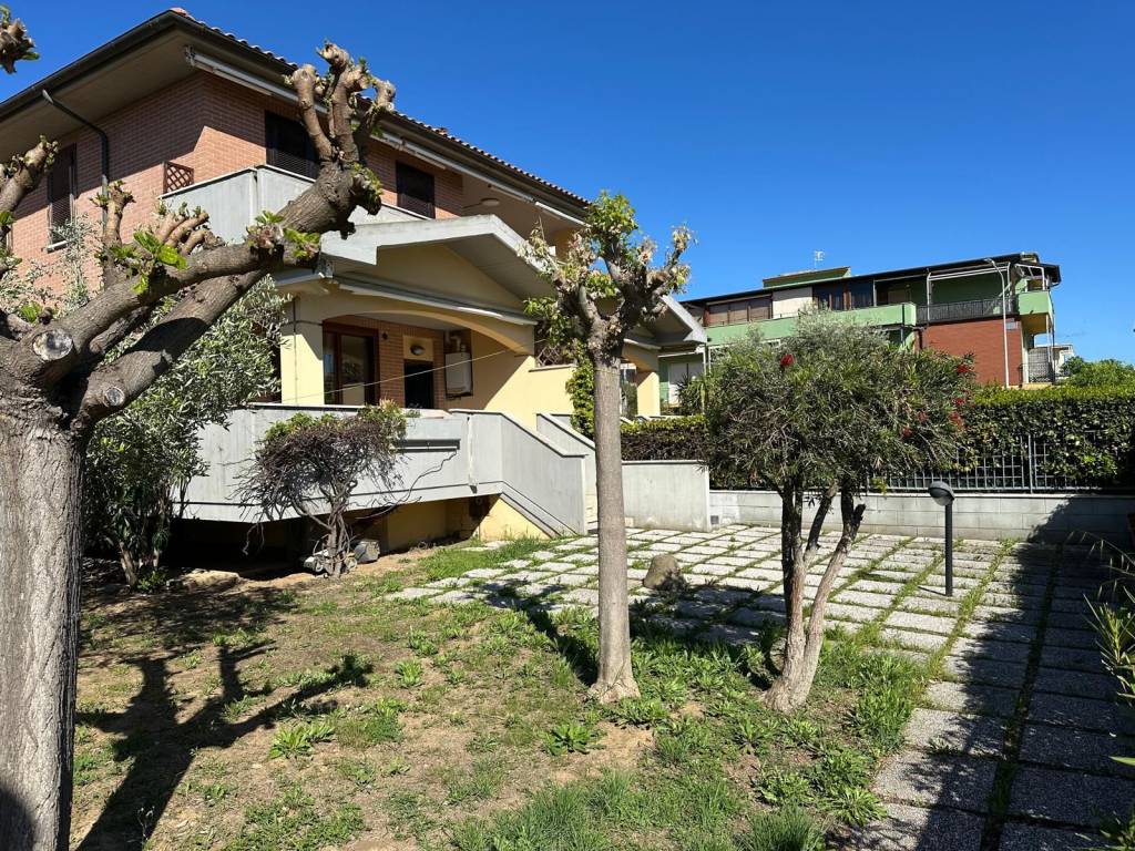 Appartamento a Follonica in Via Litoranea, 161 - Foto 3