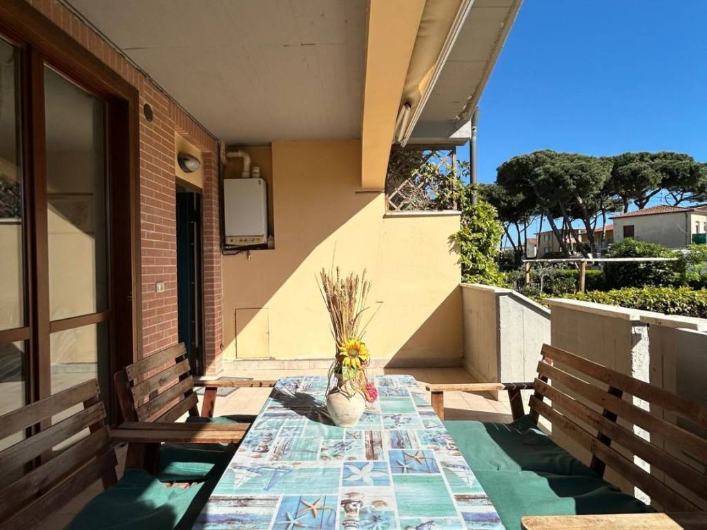 Appartamento a Follonica in Via Litoranea, 161 - Foto 5